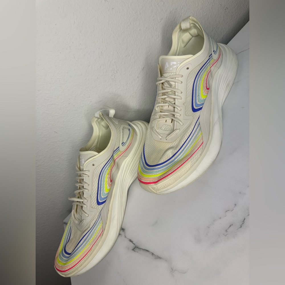 Apl Streamline Running Shoe M9 / W 10.5 - image 1